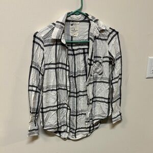 American Eagle Outfitters White and Black Checkered Shirt